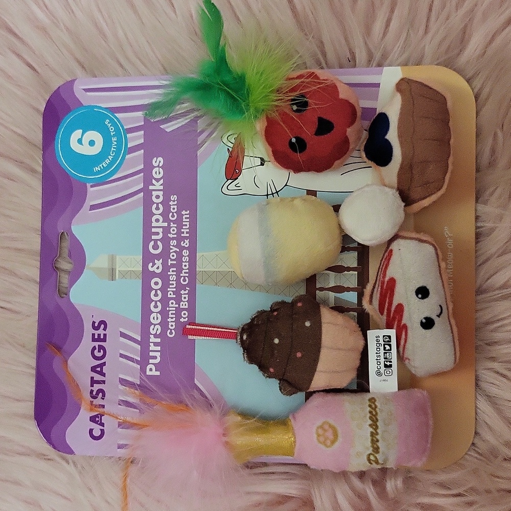 Brand New Catstages CatNip PLUSH TOYS-6 CT.